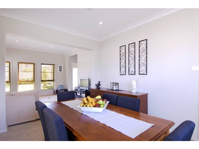 17 Simpson Street, Belrose NSW 2085