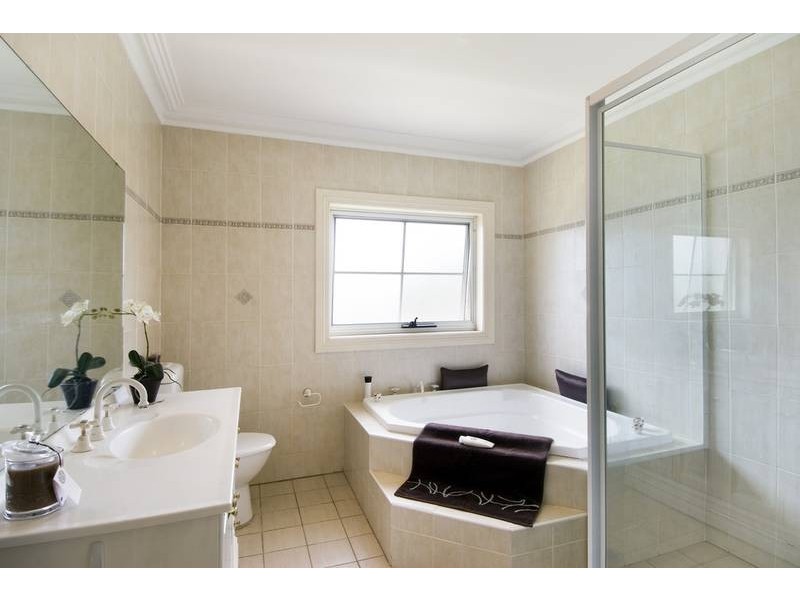 8B Marcus Place, Frenchs Forest NSW 2086