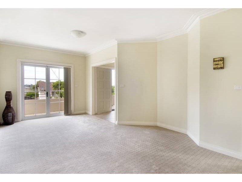 8B Marcus Place, Frenchs Forest NSW 2086