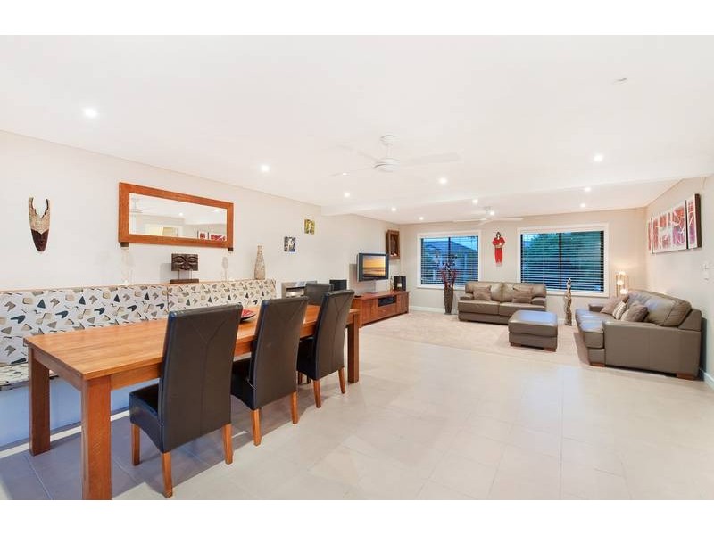 16 Woolrych Crescent, Davidson NSW 2085