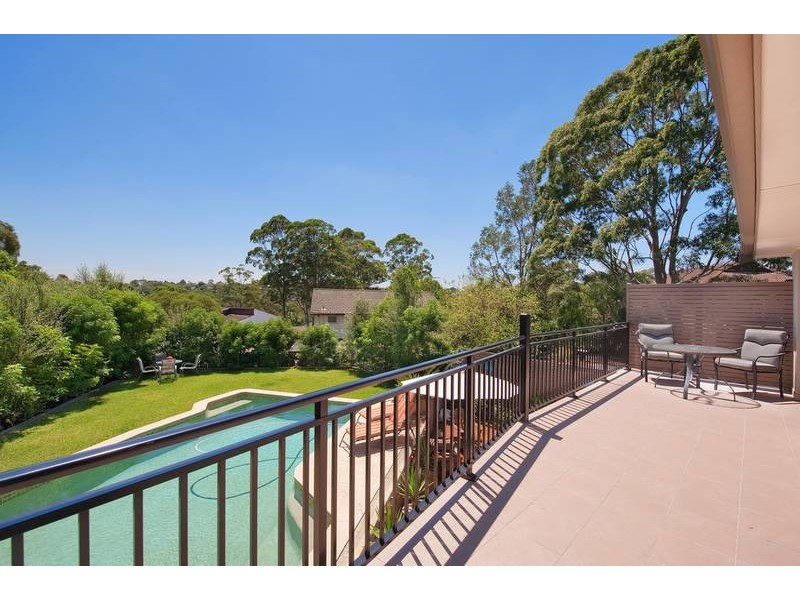 16 Woolrych Crescent, Davidson NSW 2085