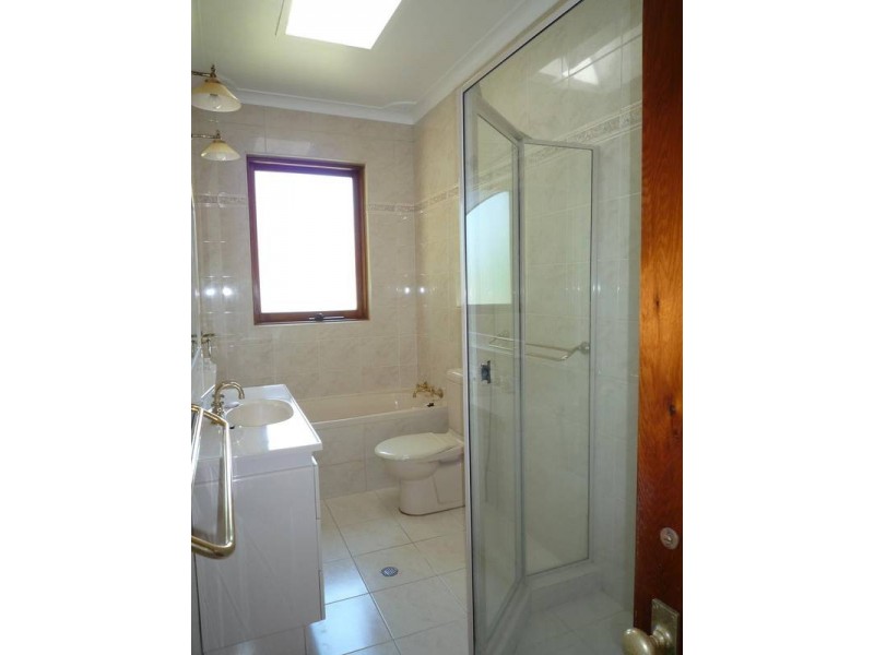 24 Grace Avenue, Frenchs Forest NSW 2086