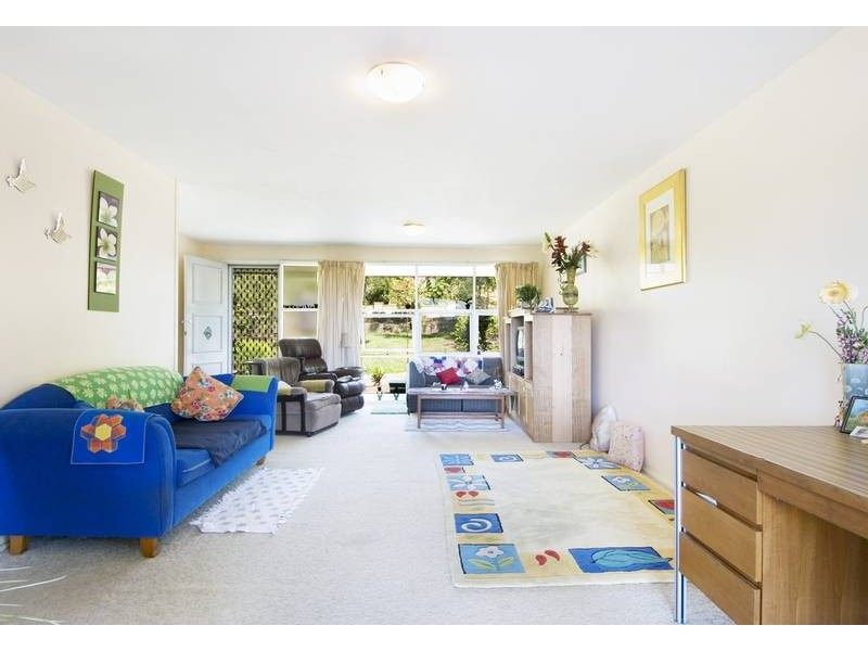 15 Moonbi Crescent, Frenchs Forest NSW 2086