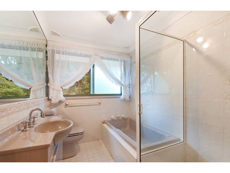 33 Allworth Drive, Davidson NSW 2085