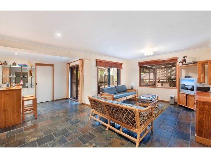2 Muraban Place, Belrose NSW 2085