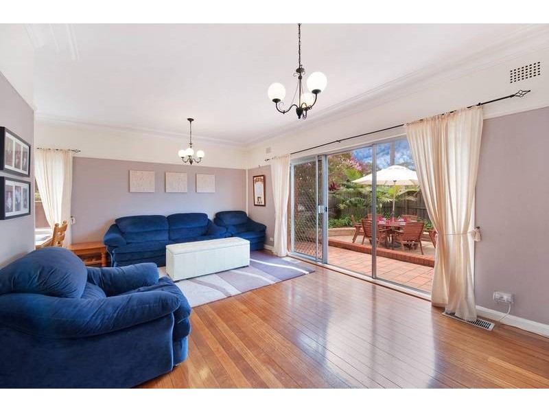 75 Prince Charles Road, Frenchs Forest NSW 2086