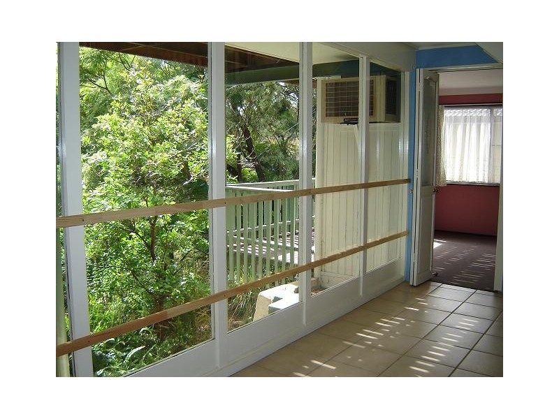 25 LOXTON PLACE, Forestville NSW 2087