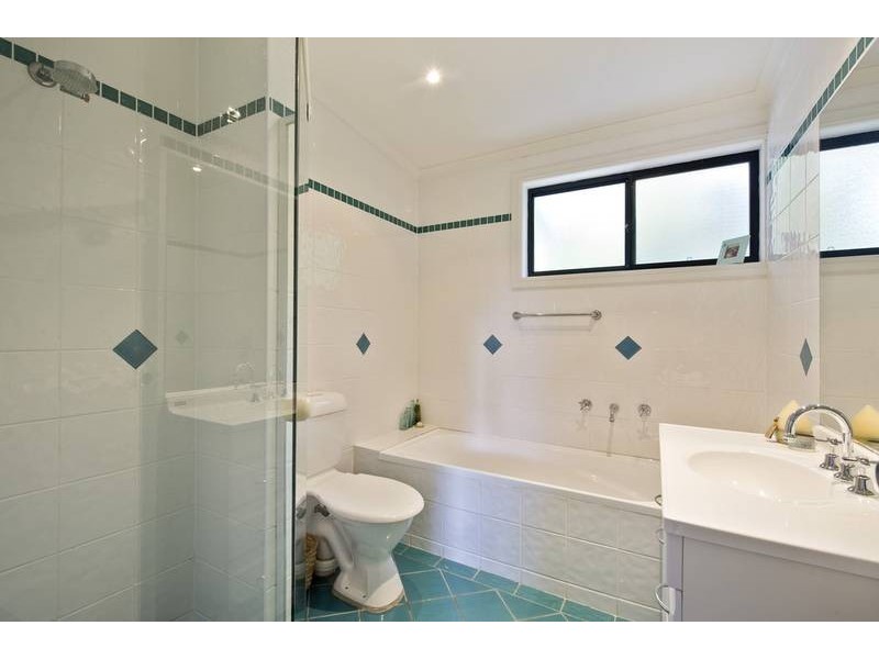 25 Angophora Crescent, Forestville NSW 2087