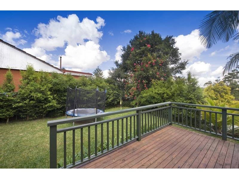 25 Angophora Crescent, Forestville NSW 2087