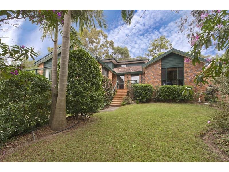 17 Halloran Avenue, Davidson NSW 2085