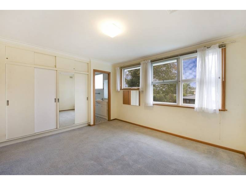 8 Opala Street, Belrose NSW 2085