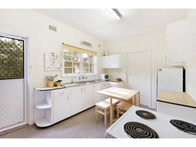 10 Glen Street, Belrose NSW 2085