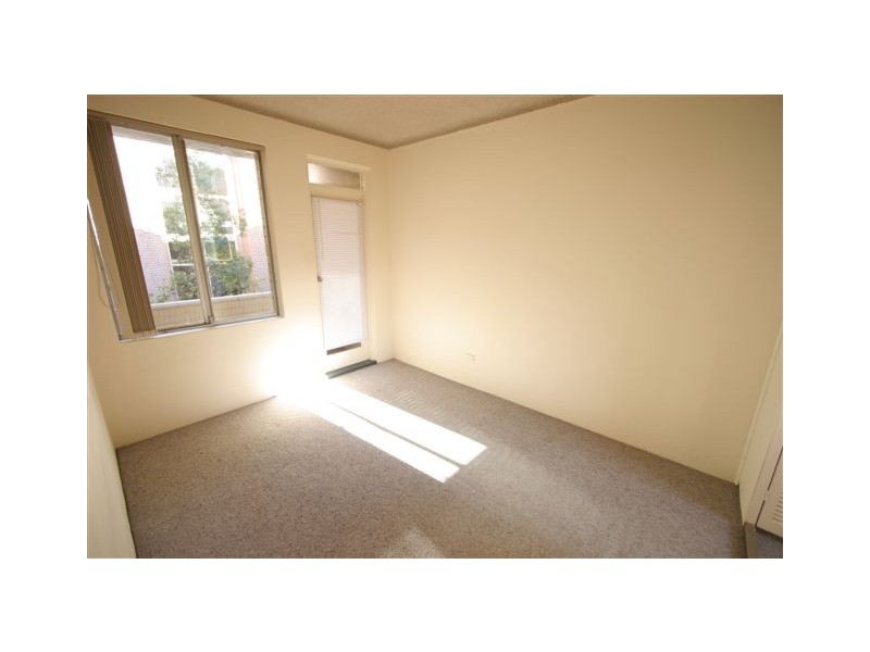 11/99 PACIFIC PARADE, Dee Why NSW 2099