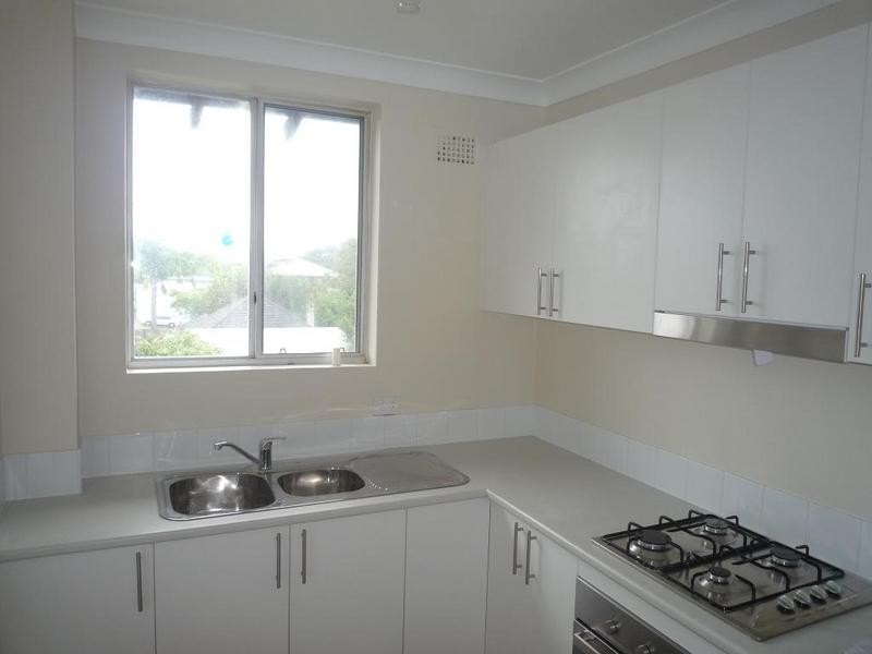 9/111-113 HARBORD ROAD, Freshwater NSW 2096