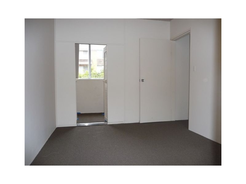 11/99 PACIFIC PARADE, Dee Why NSW 2099