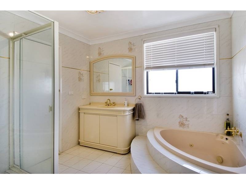 14 Warung Avenue, Frenchs Forest NSW 2086