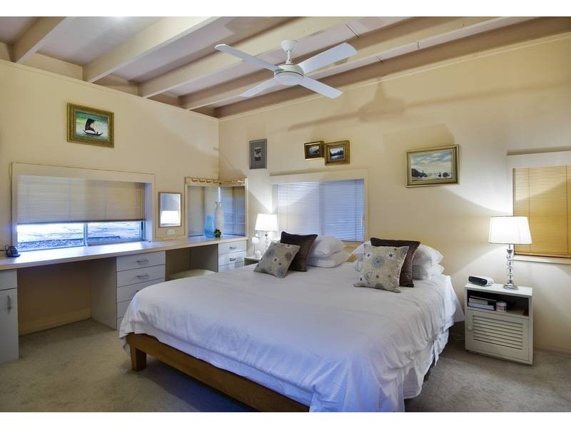 5 Angophora Crescent, Forestville NSW 2087