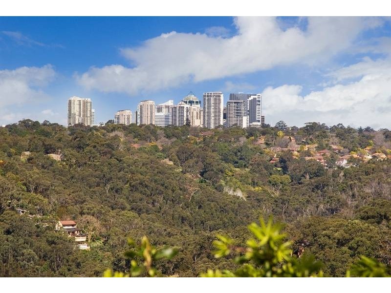 5 Angophora Crescent, Forestville NSW 2087