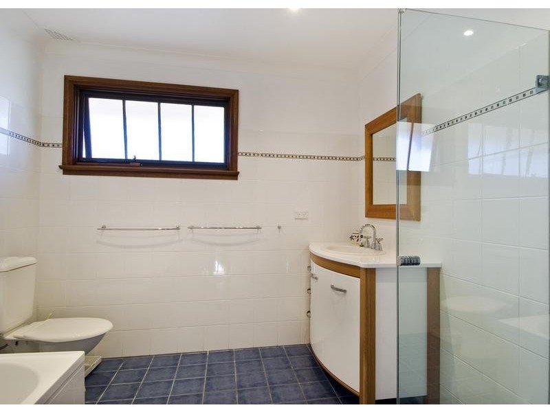 1 Lynette Place, Belrose NSW 2085