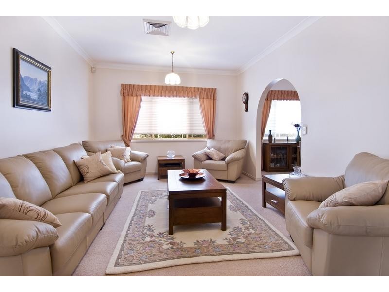 3 Cotentin Road, Belrose NSW 2085