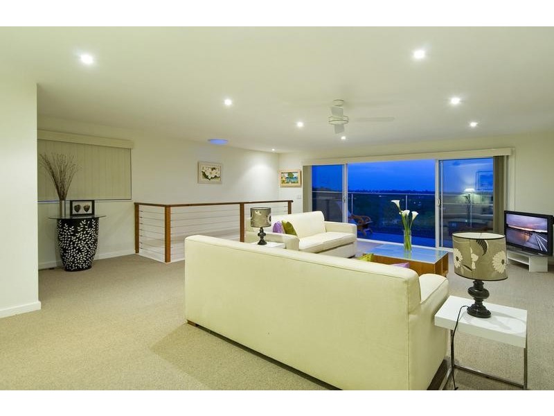 11 Alt Crescent, Davidson NSW 2085