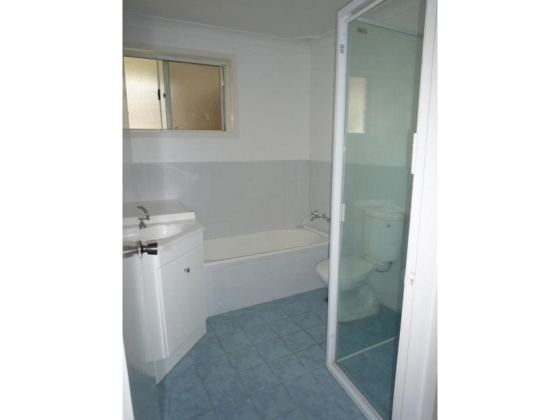 4 CURRAGUNDI AVENUE, Belrose NSW 2085