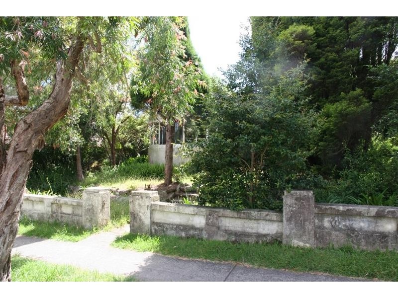 33 Grace Avenue, Frenchs Forest NSW 2086