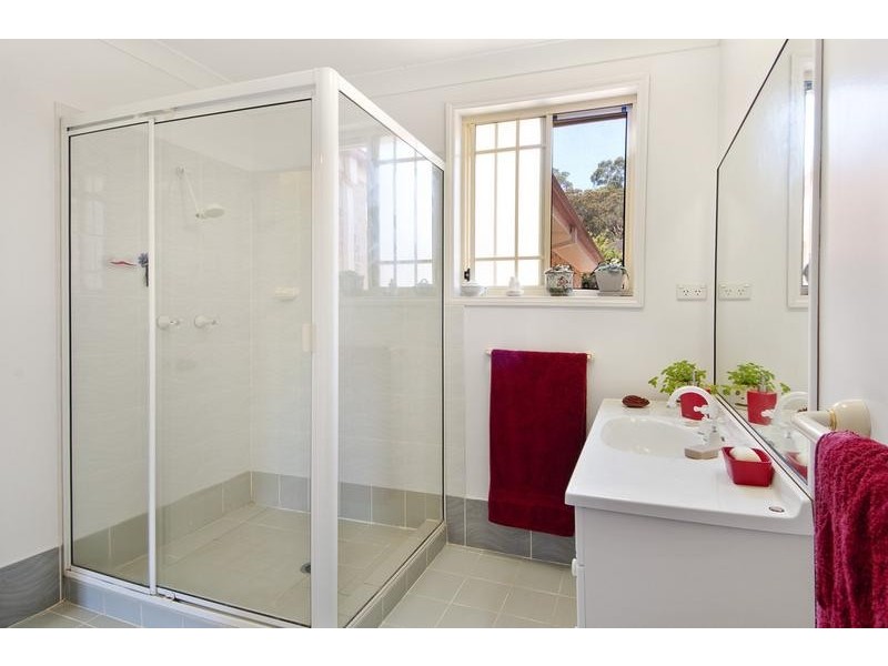 8A Noorong Avenue, Frenchs Forest NSW 2086