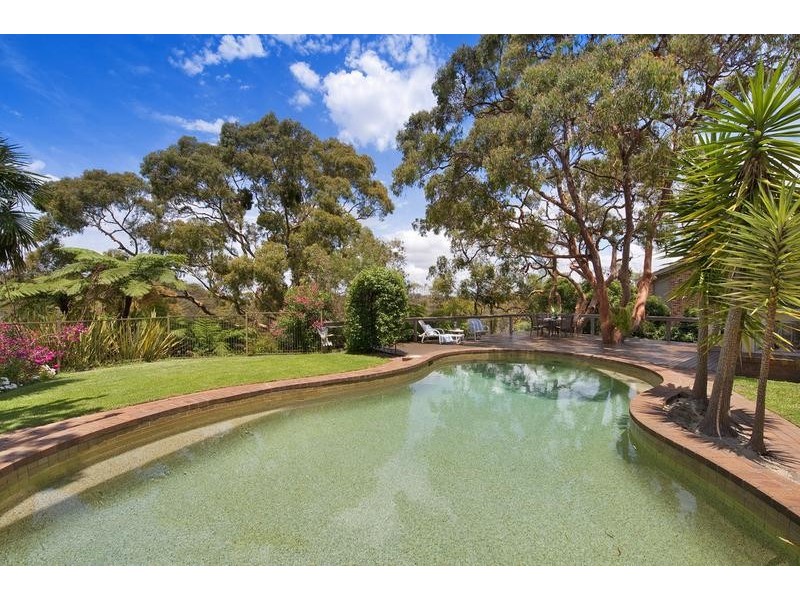 12 Chesterman Crescent, Davidson NSW 2085