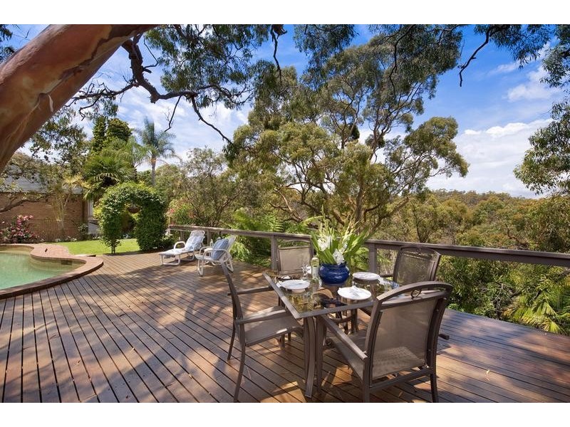 12 Chesterman Crescent, Davidson NSW 2085