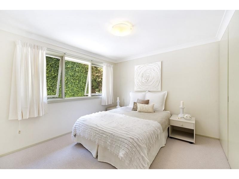 12 Chesterman Crescent, Davidson NSW 2085