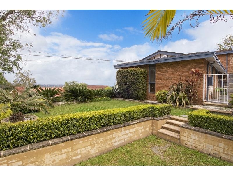 11 Alt Crescent, Davidson NSW 2085