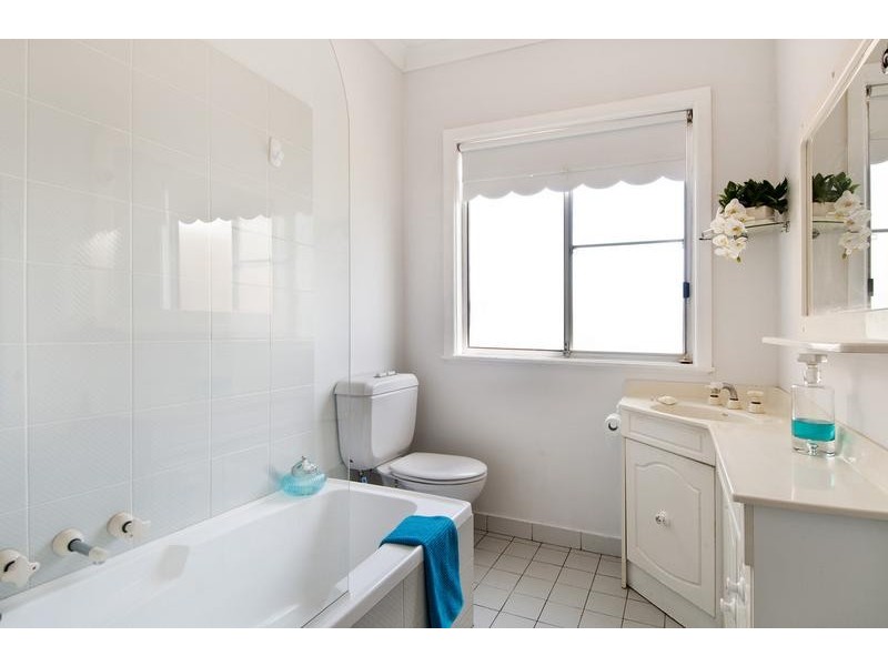 234 Warringah Road, Beacon Hill NSW 2100