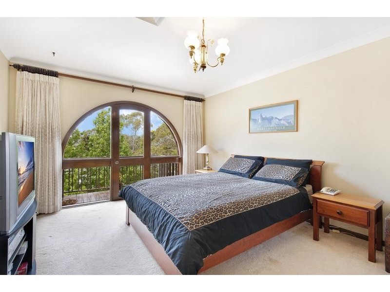 22 Elm Avenue, Belrose NSW 2085