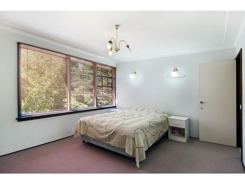 18 Pound Avenue, Frenchs Forest NSW 2086