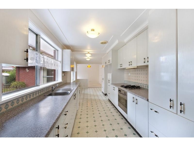 140 Blackbutts Road, Frenchs Forest NSW 2086