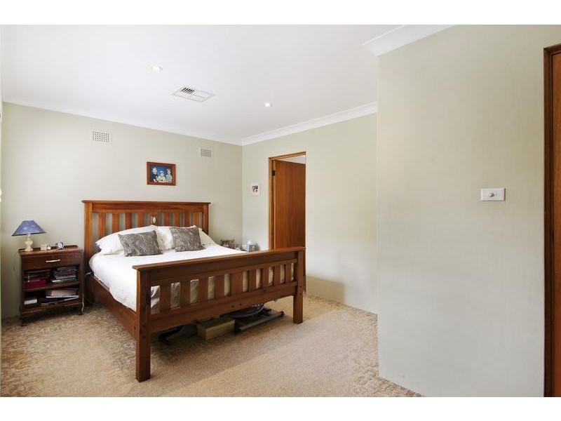 1 Lymm Street, Belrose NSW 2085