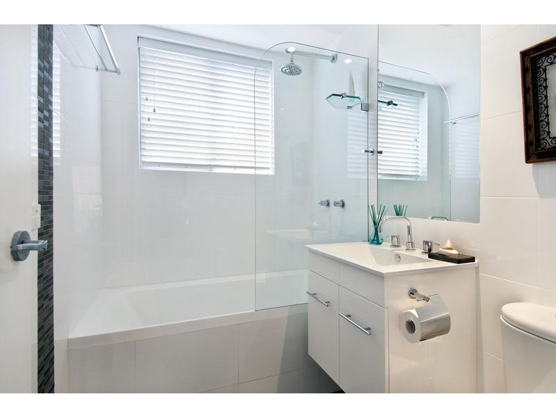 4/110 Pacific Parade, Dee Why NSW 2099