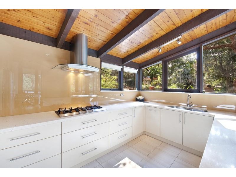 18 Merrilee Crescent, Frenchs Forest NSW 2086