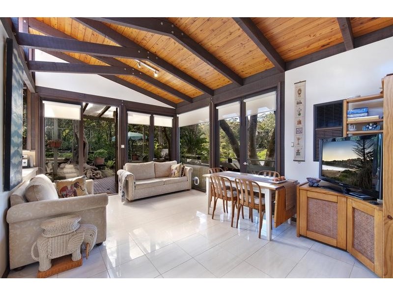 18 Merrilee Crescent, Frenchs Forest NSW 2086