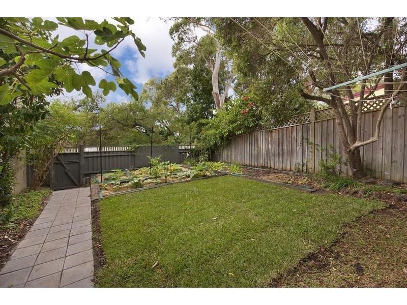 16 Dorset Close, Belrose NSW 2085