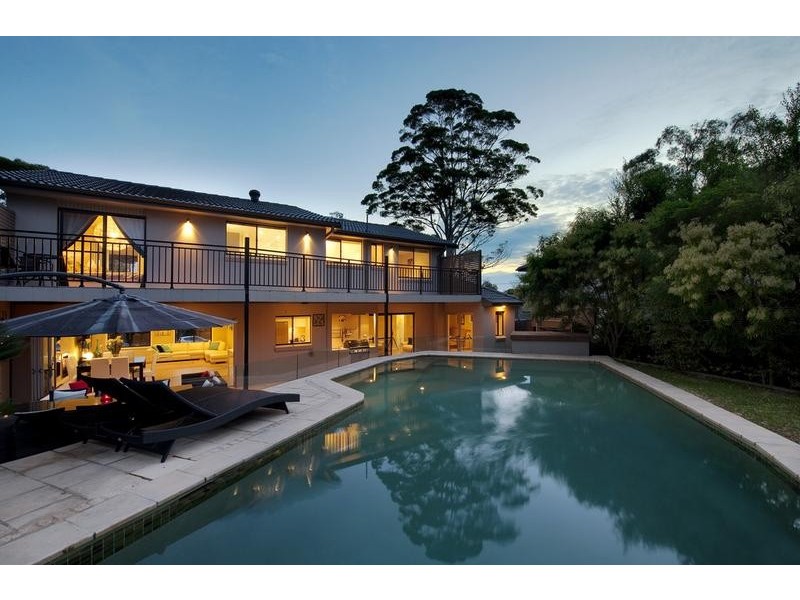 16 Woolrych Crescent, Davidson NSW 2085