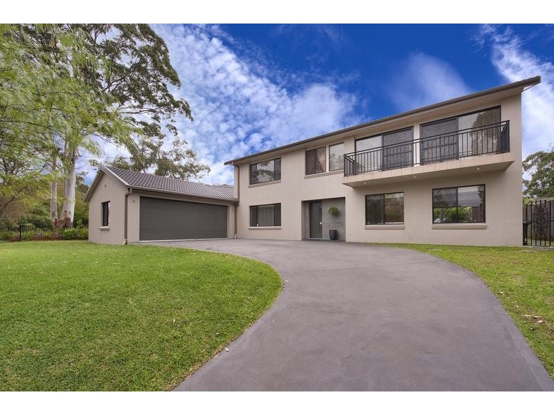 16 Woolrych Crescent, Davidson NSW 2085