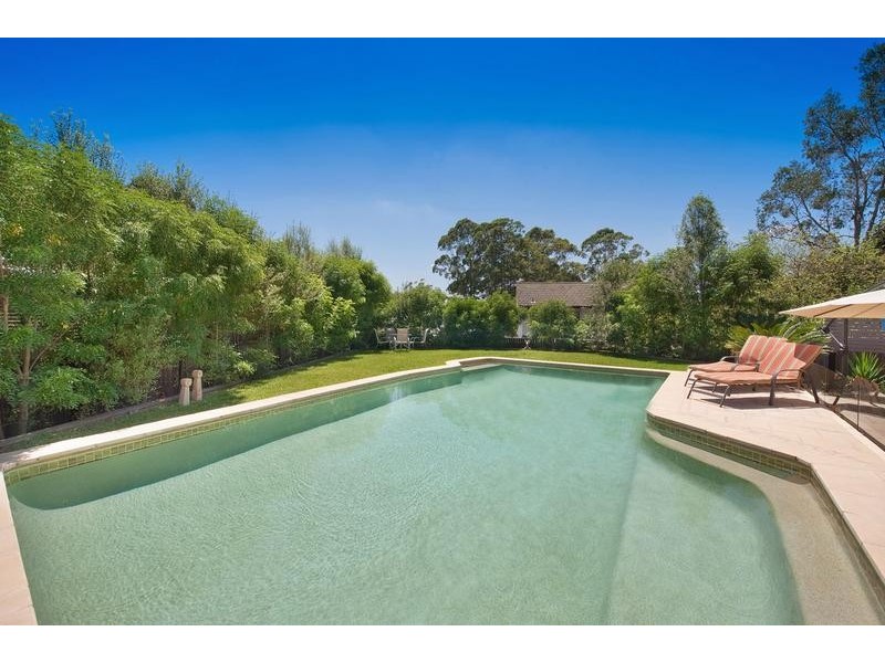 16 Woolrych Crescent, Davidson NSW 2085