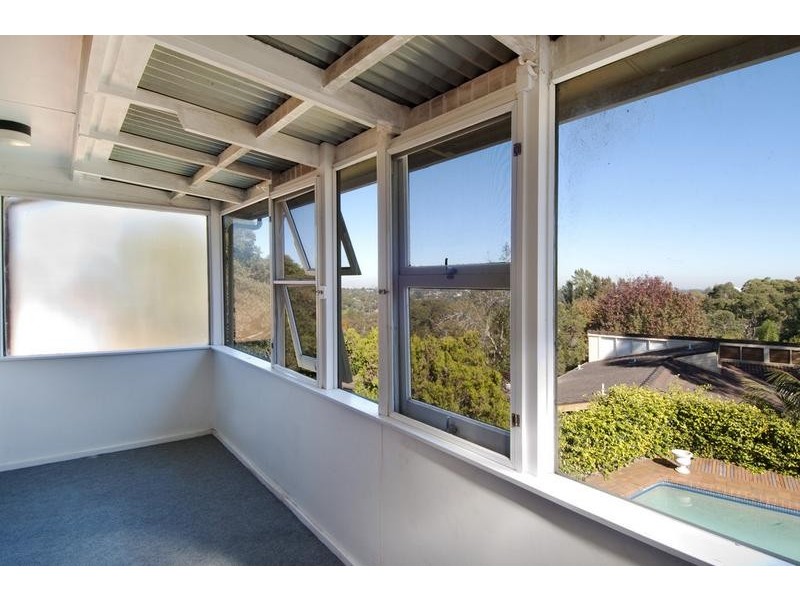 11 Dakara Drive, Frenchs Forest NSW 2086