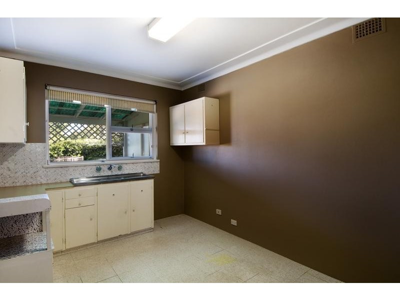 11 Dakara Drive, Frenchs Forest NSW 2086