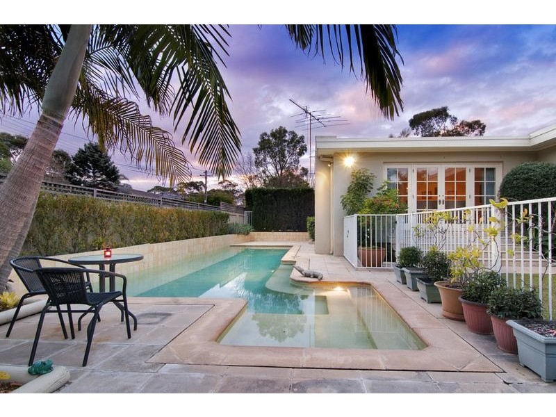 10 Stratford Drive, Belrose NSW 2085