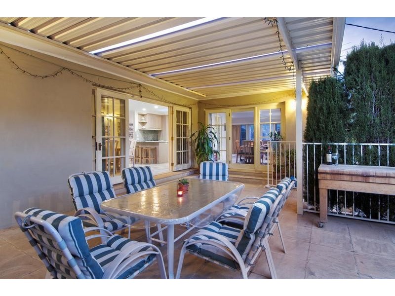 10 Stratford Drive, Belrose NSW 2085