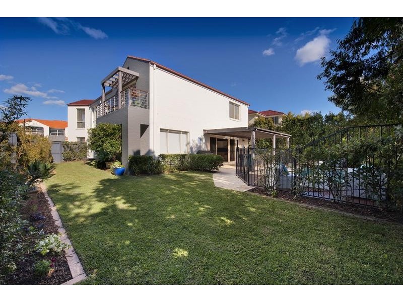 1 Edgewood Place, Belrose NSW 2085