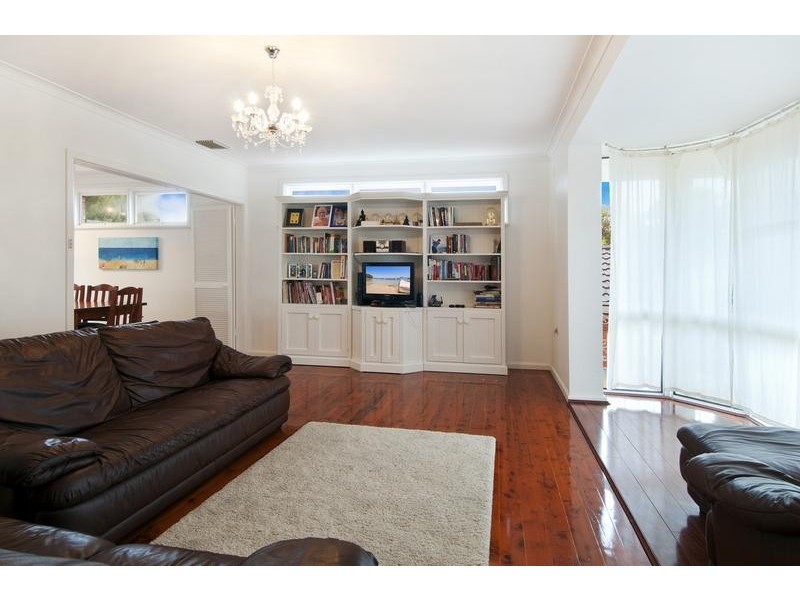 20 Wareham Crescent, Frenchs Forest NSW 2086